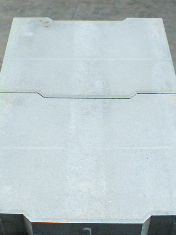 Spurbahnplatte in grau